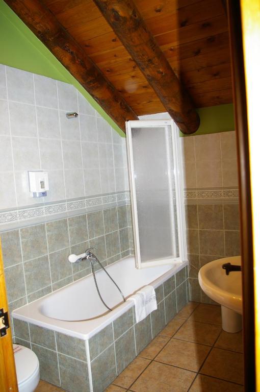Hosteleria Santa Cruz Santa Cruz de la Serós Room photo